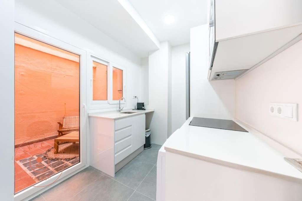 Cosy Apartment With Patio In Malaga - Tcm Esterno foto